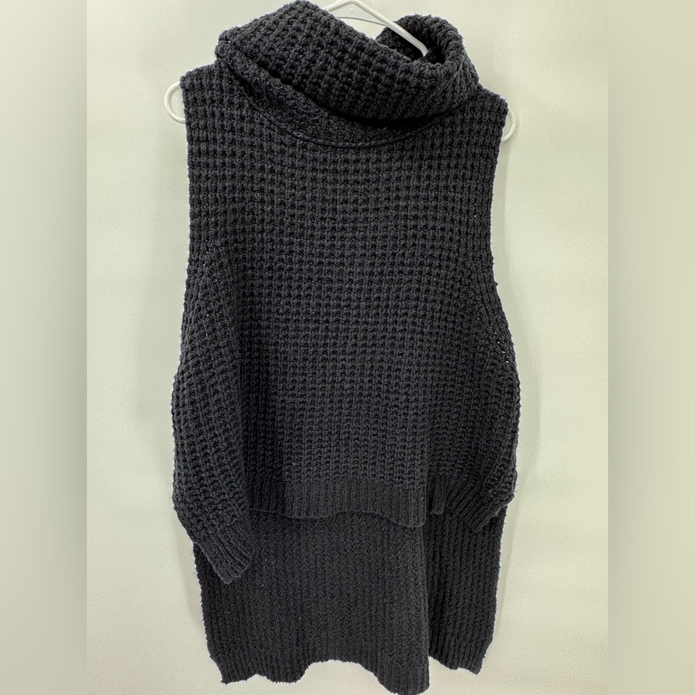 Free people black knit Cowl neck sleeveless asymmetrical sweater size large